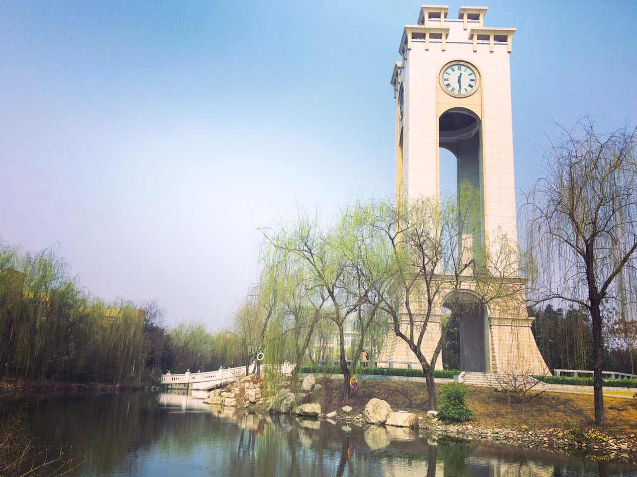 جامعة الجنوب الغربي للمالية والاقتصاد حرم جامعي